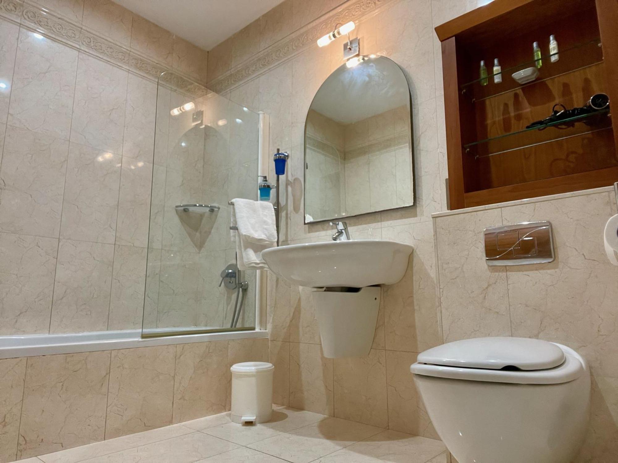 Spacious Luxurious Apartment With Seaview Mellieħa Eksteriør bilde