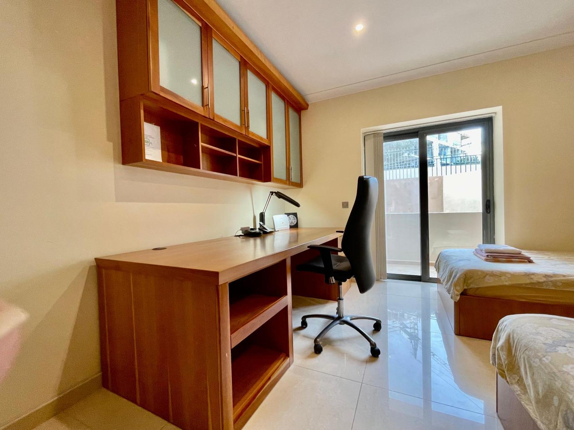 Spacious Luxurious Apartment With Seaview Mellieħa Rom bilde